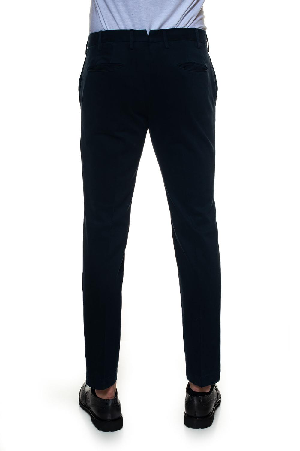 Pantalone Modello Chino 