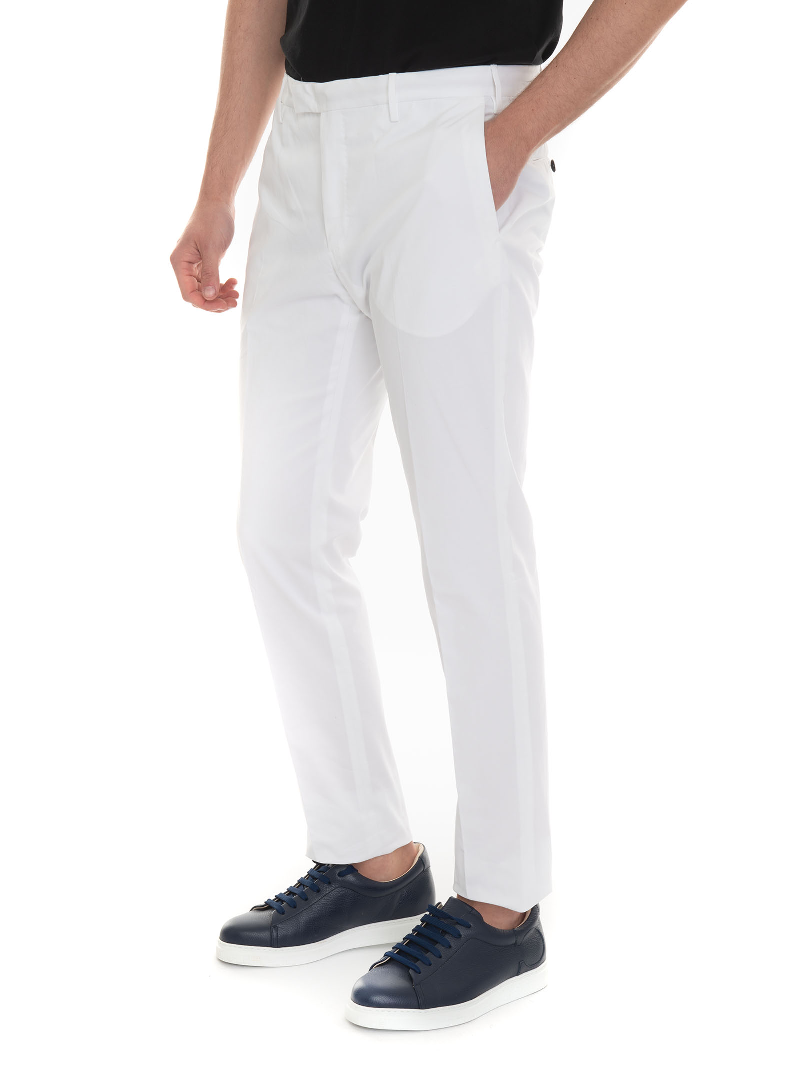  Pantalone Modello Chino 