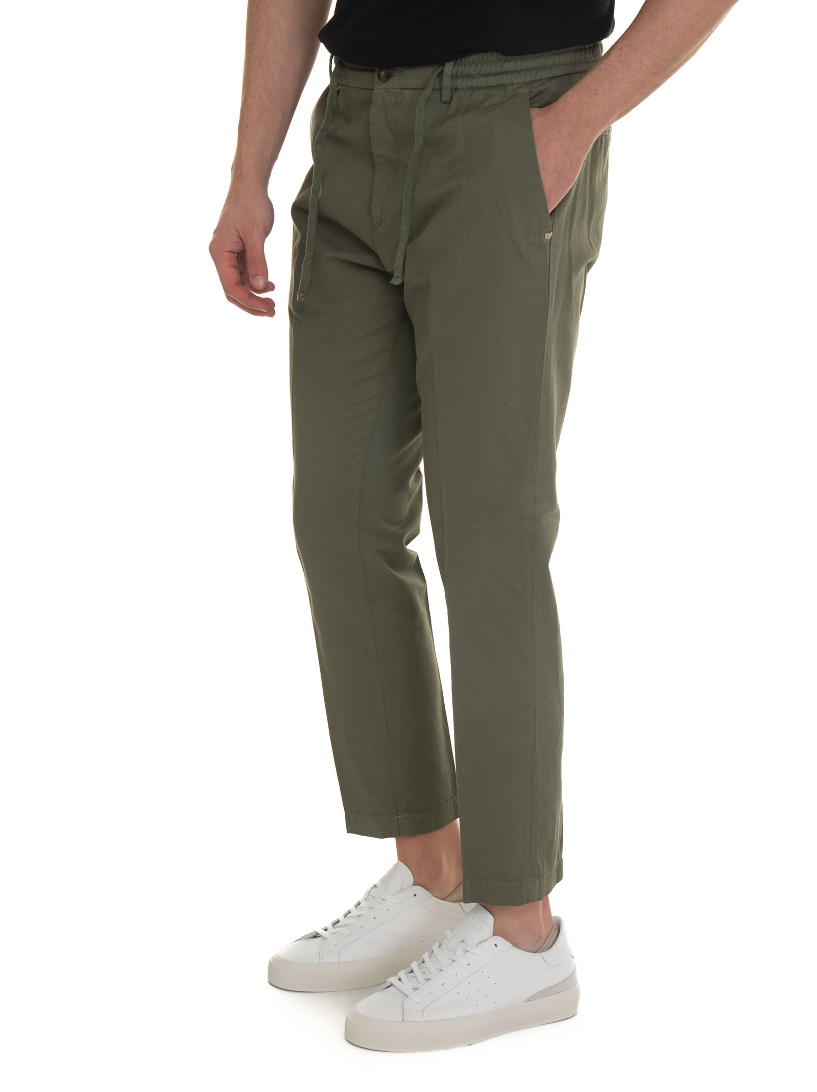  Pantalone Modello Chino 