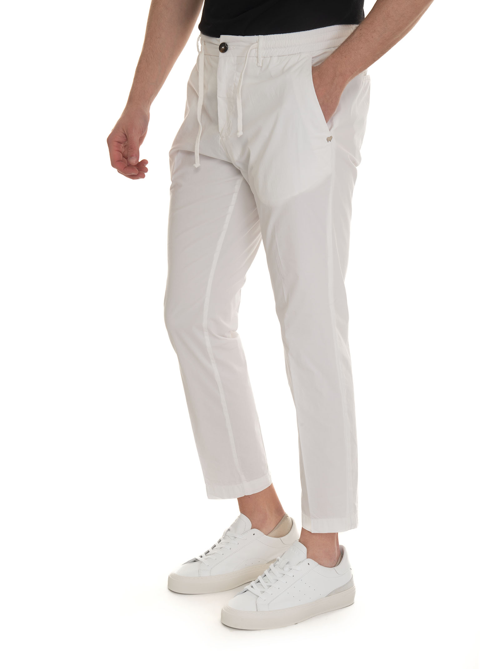  Pantalone Modello Chino 
