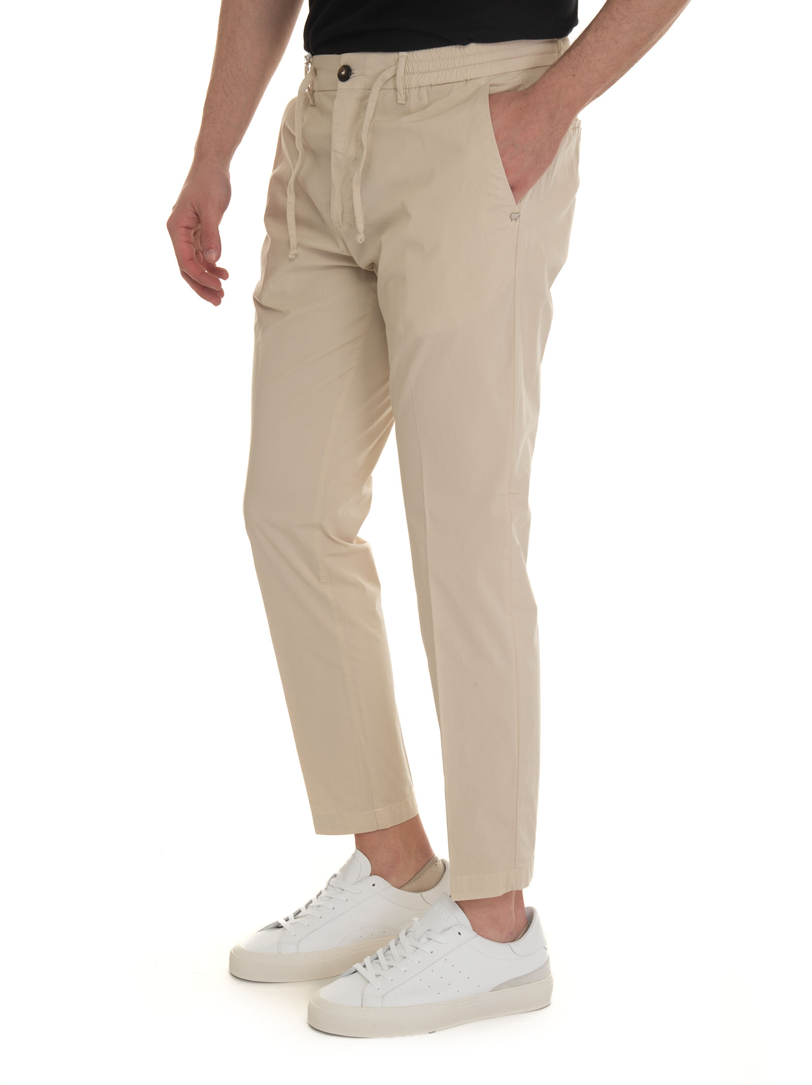  Pantalone Modello Chino 